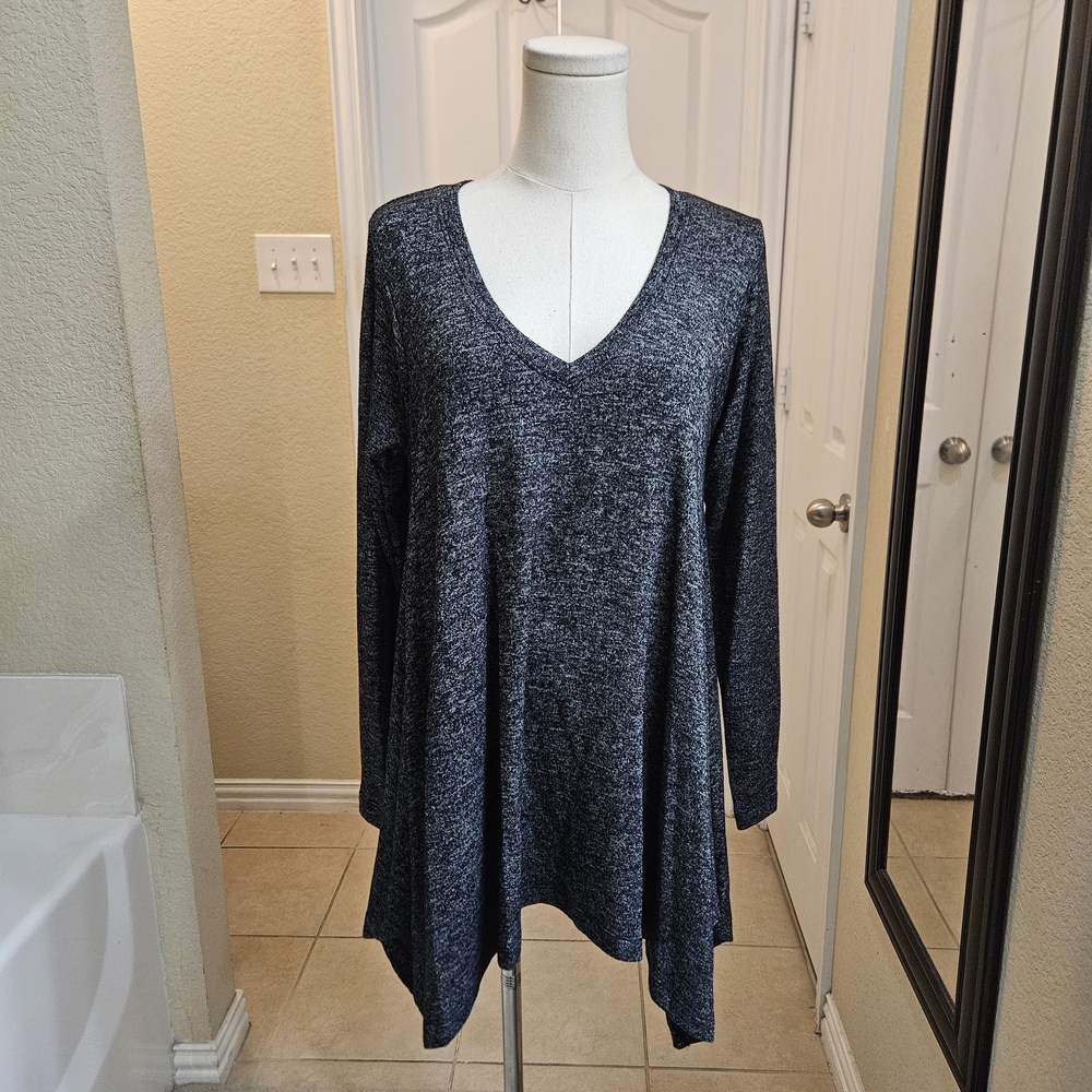 Nally & Millie Heathered Knit Long Sleeve Top – Size Small NWT - Picture 2 of 12
